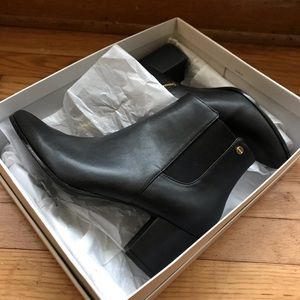 BRAND NEW!!! In the box Calvin Klein